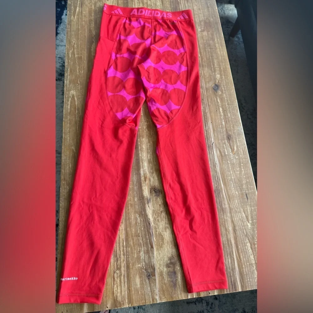 Adidas x Marimekko bralette and leggings/tights set - Picture 4 of 9